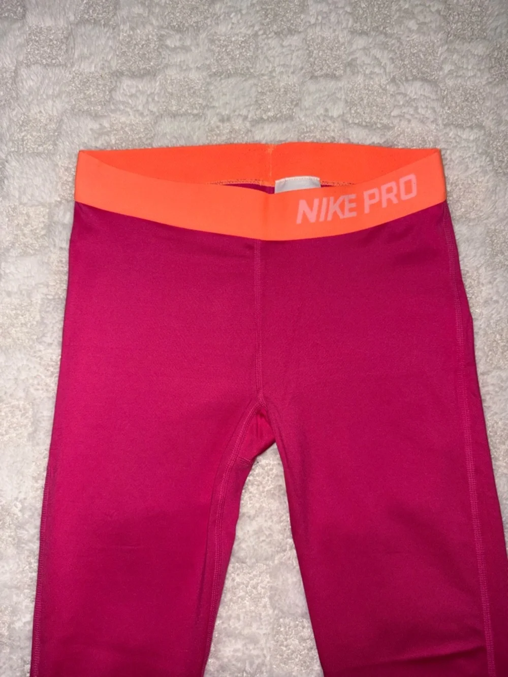 Girls Nike Pro Tight Fit Training Capris Pink + Orange • Big Girls XLarge